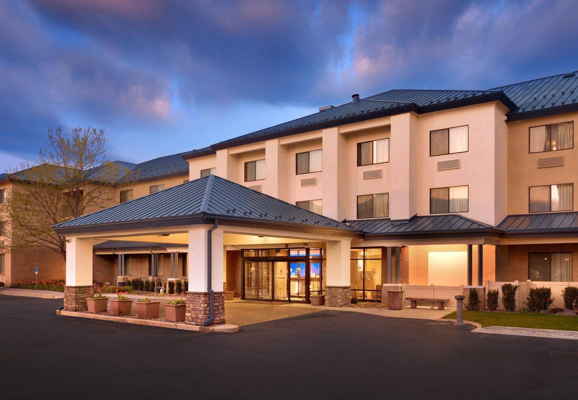 Courtyard By Marriott Salt Lake City Downtown Exterior foto